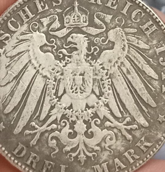 3064-เหรียญที่ระลึกเพื่อการสะสม  หลังนกอินทรีย์ ขนาดเส้นผ่าศูนย์กลางประมาณ 3.2 ซม