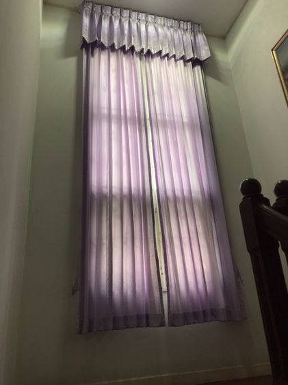 ผ้าม่านจีบสีม่วงขายพร้อมรางม่าน มือสองสภาพดี รูปที่ 2