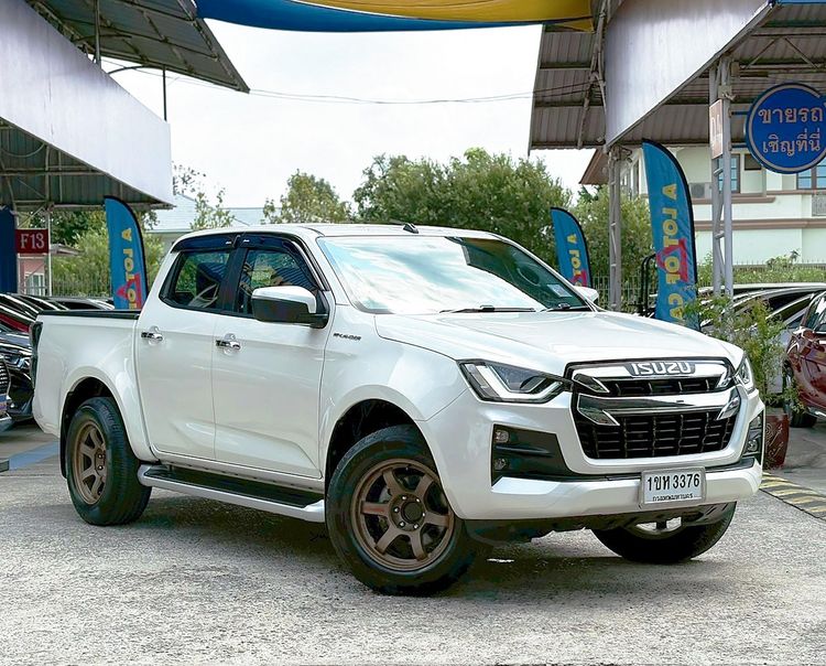 รถ Isuzu D-MAX 1.9 Hi-Lander Z สี ขาว