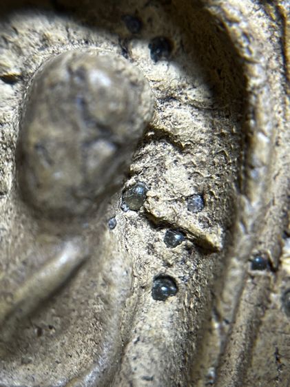 พระ หลวงปู่ทวดพิมพ์สองหน้าเลยเม็ดพระธาตุเนื้อสีเหลืองอ่อน รูปที่ 10