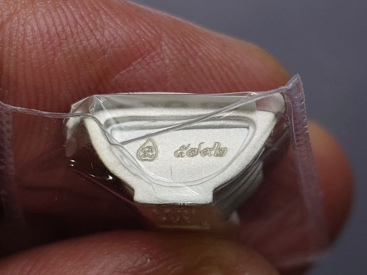 พระกริ่งหลวงพ่อโสธร เนื้อเงิน รุ่น ราชาวดี ๓ วัดโสธณวรารามวรวิหาร ปี2562 พร้อมตลับเดิม รูปที่ 6