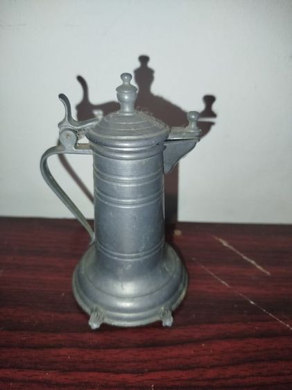 เหยือกงานดีบุก