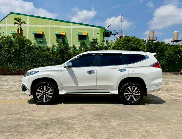 Mitsubishi Pajero Sport 2016 2.4 GT Utility-car ดีเซล ไม่ติดแก๊ส เกียร์อัตโนมัติ ขาว รูปที่ 4