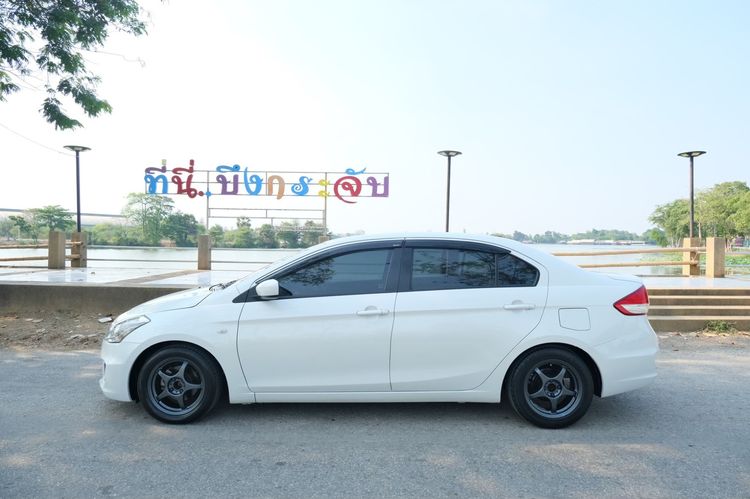 Suzuki Ciaz 2020 1.2 Gl Plus Sedan เบนซิน ไม่ติดแก๊ส เกียร์อัตโนมัติ ขาว รูปที่ 4