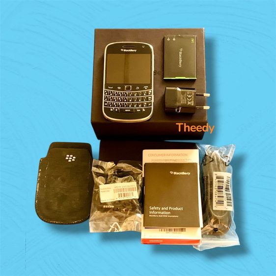 Blackberry Bold 9930 สภาพดีเยี่ยม พร้อมกล่อง อุปกรณ์ครบ ใช้งานดีเยี่ยม