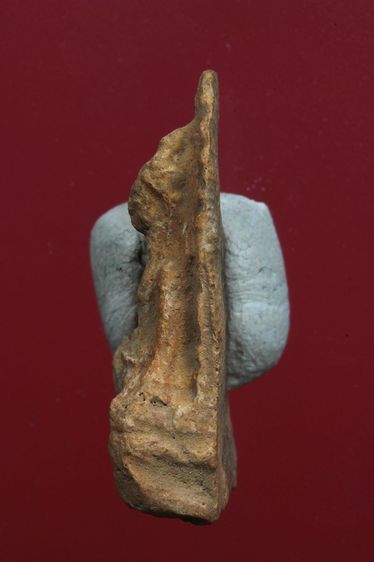 พระรอดลำพูนสวยๆค่ะเก่าค่ะ รูปที่ 4