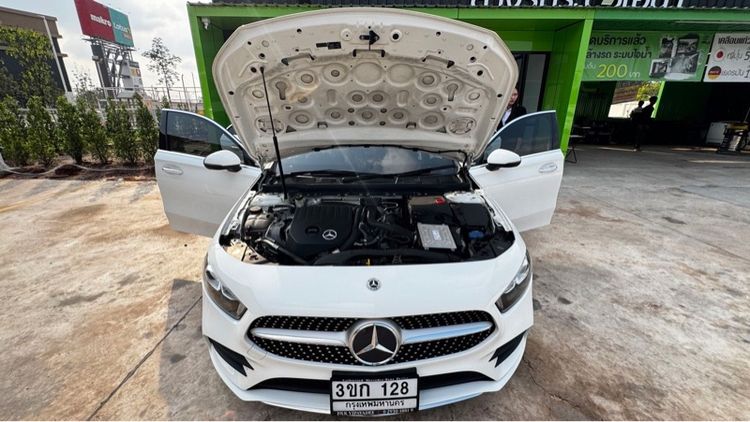 Mercedes-Benz A-Class 2021 A200 Sedan เบนซิน ไม่ติดแก๊ส เกียร์อัตโนมัติ ขาว รูปที่ 4