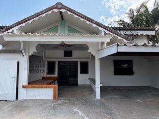 บ้านเช่าหลังใหญ่ พื้นที่ 100 ตรว.