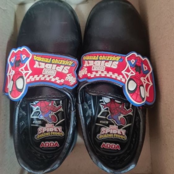 รองเท้านักเรียนอนุบาลชาย