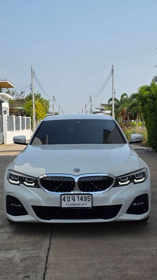 BMW Series 3 2022 320d Sedan ดีเซล ไม่ติดแก๊ส เกียร์อัตโนมัติ ขาว รูปที่ 3