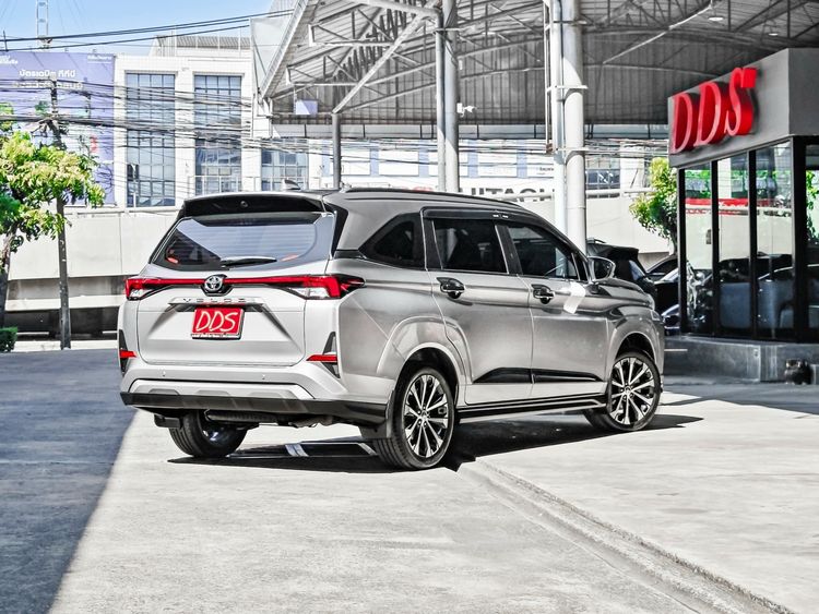 Toyota Veloz 2023 1.5 Premium Utility-car เบนซิน เกียร์อัตโนมัติ เทา รูปที่ 2