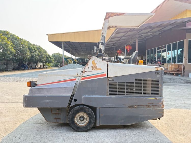 รถกวาดถนนดูดฝุ่น DULEVO รุ่น 120DKE  รถเก่านอกนำเข้า รูปที่ 3