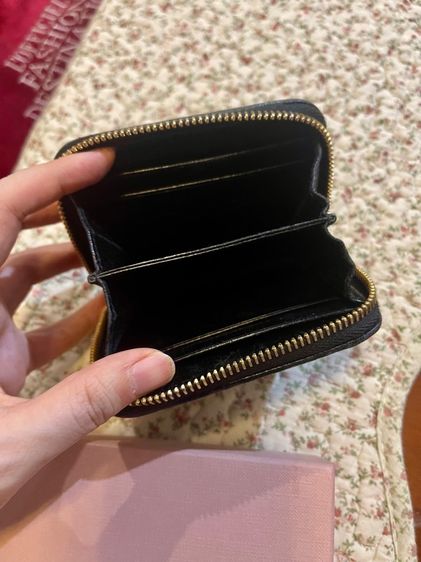 กระเป๋าสตางค์หนังแท้ Miu Miu รูปที่ 11