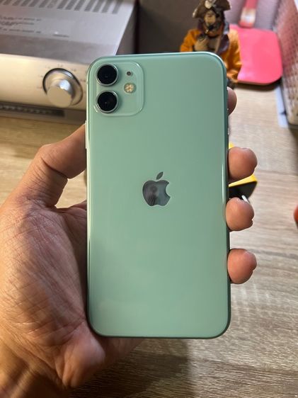 iPhone 11 128gb เครื่องไทย สภาพสวย แบตใหม่ จอแท้ทรูโทน มีจุดเส้นดำที่ขอบจอนิดหน่อย รูปที่ 3