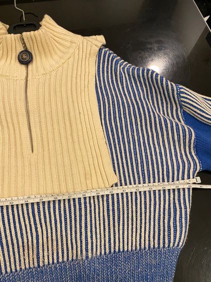 ชาแนล (ติดจองค่ะ)เสื้อเนื้อผ้าไหมพรมฝรั่งเศส สภาพใหม่เอี่ยม รูปที่ 8