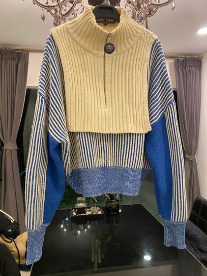 ชาแนล (ติดจองค่ะ)เสื้อเนื้อผ้าไหมพรมฝรั่งเศส สภาพใหม่เอี่ยม รูปที่ 5