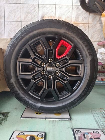 แม็กซ์พร้อมยางถอดจาก Ford Everest ปี2025 วิ่งลองพื้น50กิโลเมตร สภาพดีมากพร้อมขายตามรูปเลย