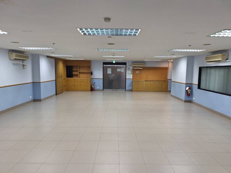 Office for Sale at Phayathai Plaza