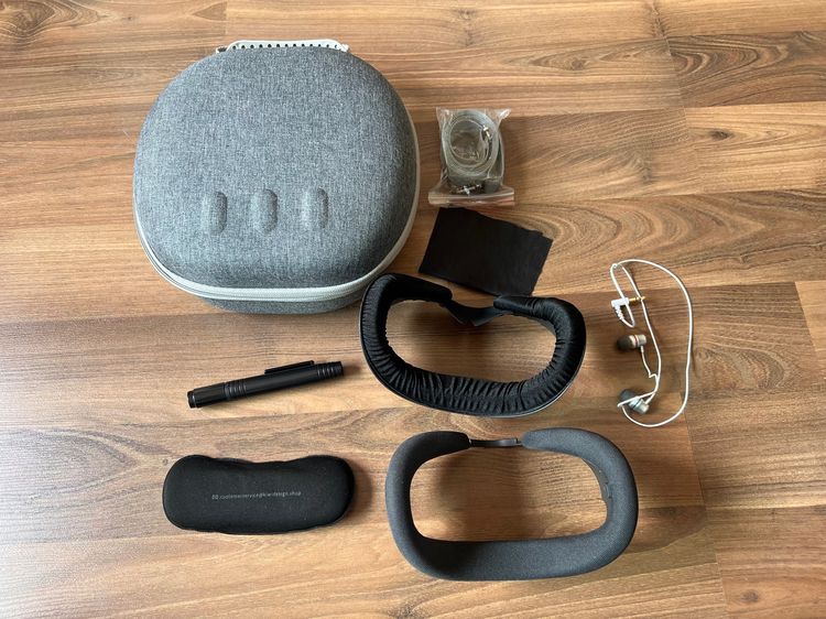 Meta Quest 3 128GB - Like New - Accessories - สภาพนางฟ้า อุปกรณ์ครบ รูปที่ 2