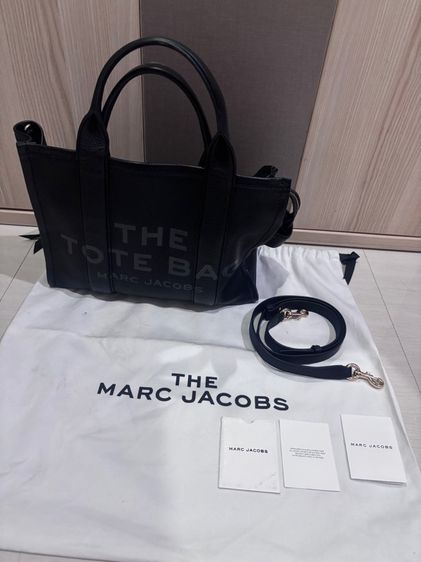 Marc Jacobs the tote bag