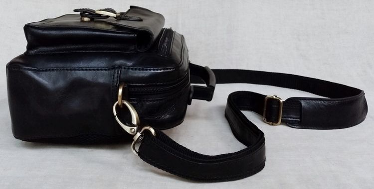 กระเป๋าสะพาย ผู้ชาย หนังแท้  รูปที่ 4