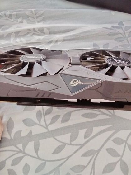 การ์ดจอ ASUS ROG STRIX RX 570 4GB GAMING มือสองใช้งานมาเครื่องเดียว รูปที่ 3