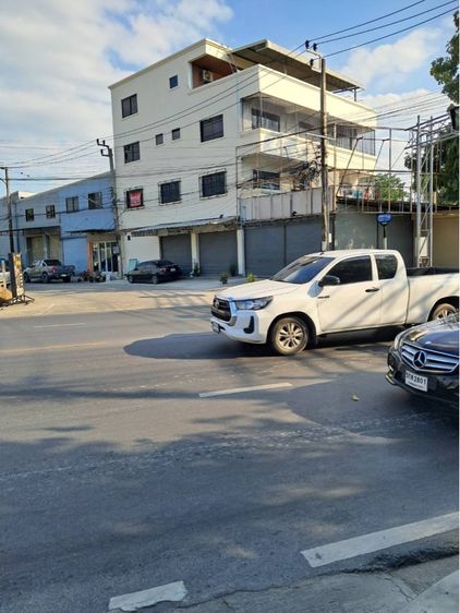 ไม่ใช่ ขายด่วน ตึกแถว 3 คูหา รูปที่ 4