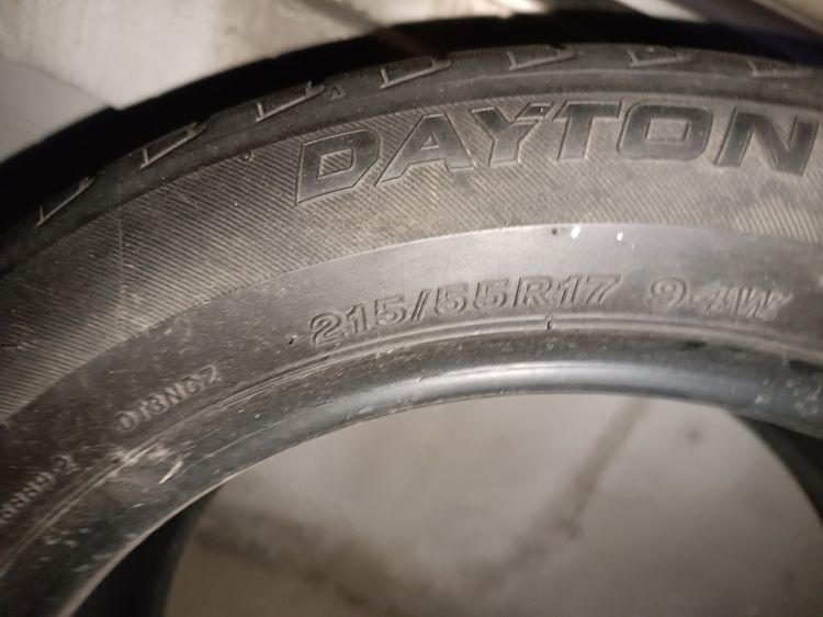 ขายยางอะไหล่ DAYTON DT-30 ขนาด 215-55-17 ปี21 สภาพพอใช้ได้ ราคาถูกๆเลยรวม 4เส้น รูปที่ 5