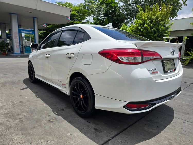 Toyota Yaris ATIV 2020 1.2 Entry Sedan เบนซิน ไม่ติดแก๊ส เกียร์อัตโนมัติ ขาว รูปที่ 2