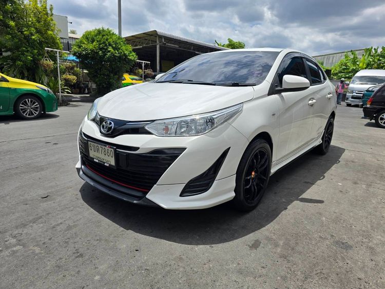 Toyota Yaris ATIV 2020 1.2 Entry Sedan เบนซิน ไม่ติดแก๊ส เกียร์อัตโนมัติ ขาว รูปที่ 3