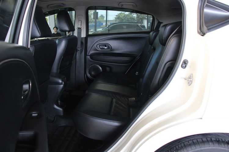 Honda HR-V 2016 1.8 EL Utility-car เบนซิน ไม่ติดแก๊ส เกียร์อัตโนมัติ ขาว รูปที่ 4