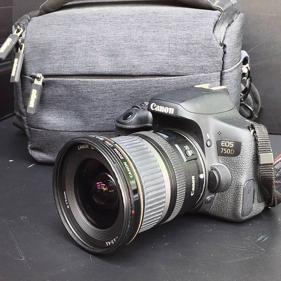 Canon EOS 750D + เลนส์ 3 ตัว (10-22mm USM  18-55mm IS  50mm f1.4) ครบชุด พร้อมกระเป๋า