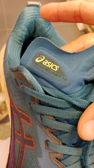 รองเท้าวิ่งasic novablast 4(แท้มือสอง) รูปที่ 8