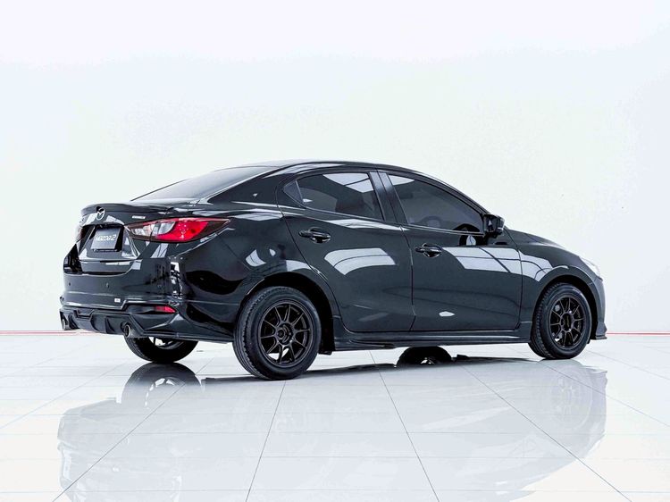 Mazda Mazda 2 2021 1.3 Skyactiv-G S Leather Sedan Sedan เบนซิน ไม่ติดแก๊ส เกียร์อัตโนมัติ ดำ รูปที่ 4