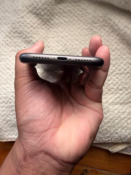 iPhone 11 รูปที่ 6