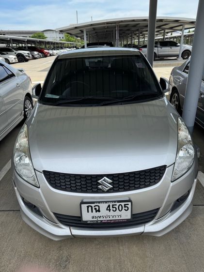 รถ Suzuki Swift 1.2 GLX สี บรอนซ์เงิน