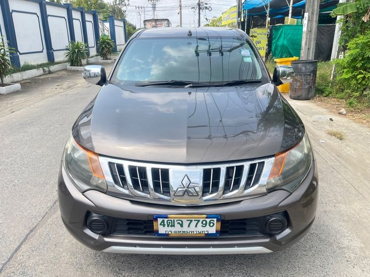 Mitsubishi Triton 2015 2.4 CNG Pickup เบนซิน NGV เกียร์ธรรมดา น้ำตาล รูปที่ 2