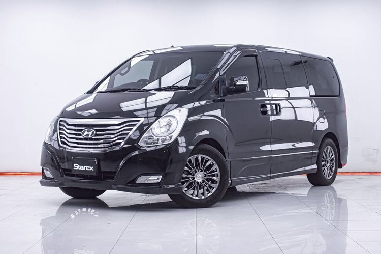 HYUNDAI GRAND STAREX 2.5 VIP AT 2015 ออกรถ 0 บาท  จัดได้   629,000   บ.  รหัสรถ 1E932