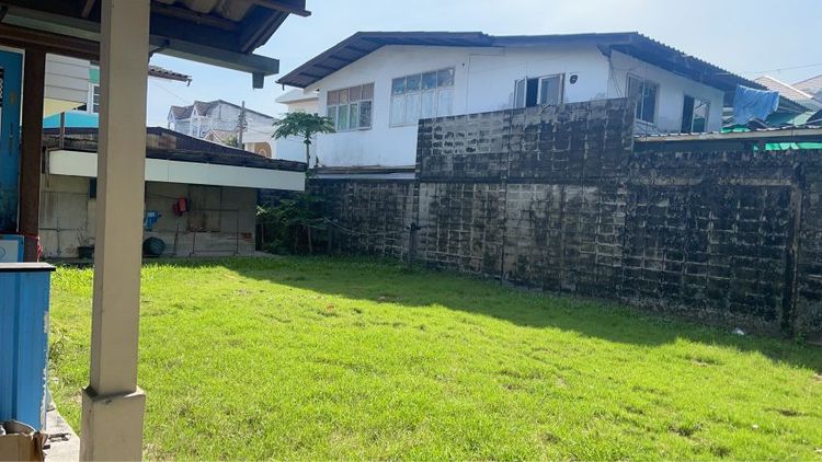 ขายบ้านพร้อมที่ดิน151ตร.วา ทำเลทองราคาถูก
รูปที่ 3