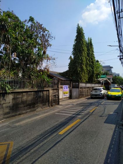 ขายบ้านพร้อมที่ดิน151ตร.วา ทำเลทองราคาถูก

