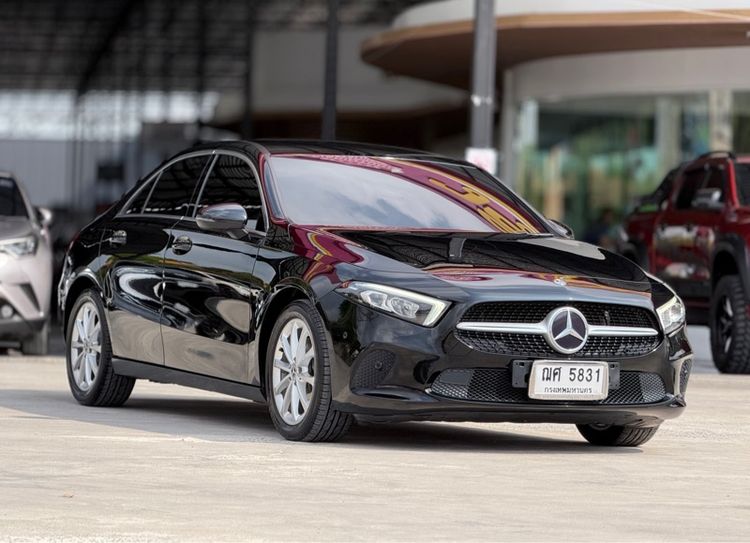 รถ Mercedes-Benz A-Class A200 สี ดำ