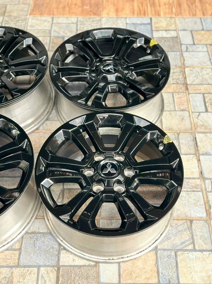 ล้อเดิมไททัน แอลลีท รูปที่ 9