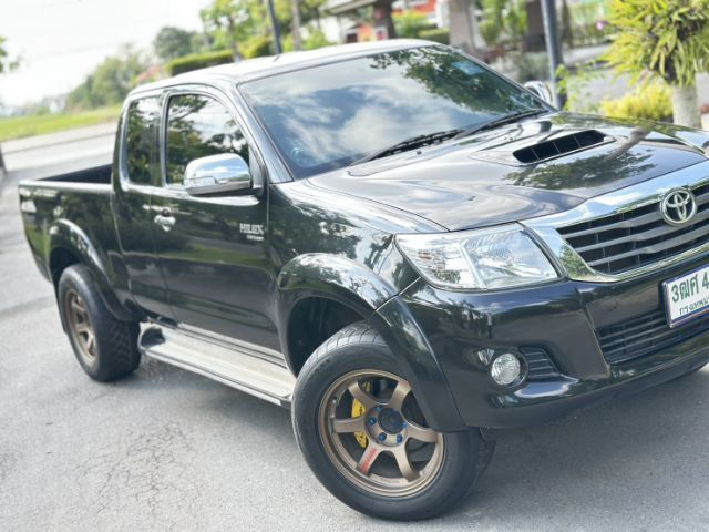 รถ Toyota Hilux Vigo Champ Smart Cab 2.5 E Prerunner สี ดำ