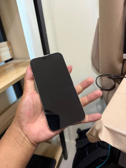 iPhone 16 Pro Max 256GB Natural Titanium เดิมๆ แบตแท้ 100 กล้องมีเลเซอร์นิดนึง เน้นใช้งาน คุ้มมากครับ รูปที่ 3