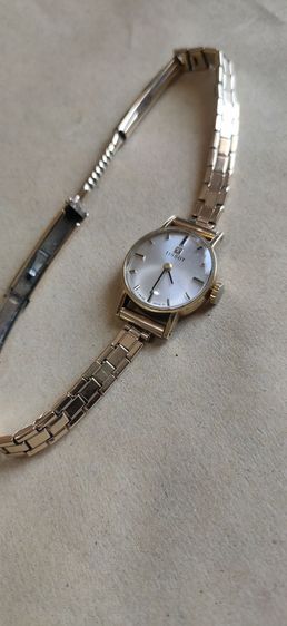 นาฬิกา วินเทจ ผู้หญิง แบรนด์ Tissot swiss made ทองคำ 9ct ทั้งสายทั้งเรือน  รูปที่ 6