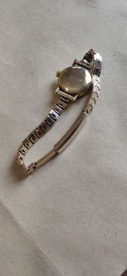 นาฬิกา วินเทจ ผู้หญิง แบรนด์ Tissot swiss made ทองคำ 9ct ทั้งสายทั้งเรือน  รูปที่ 2