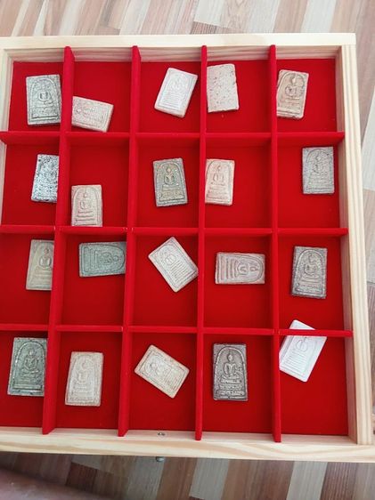 พระเครื่อง รูปที่ 14