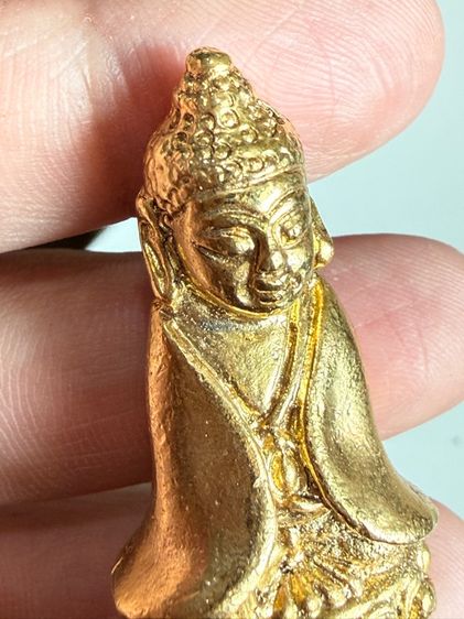 เหรียญพระแก้ว และกริ่งวังหลัง เนื้อสีทอง คล้ายทองคำ 2 องค์ 1,000 รวมส่ง รูปที่ 7