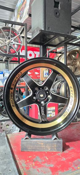 ล้อcosmisขอบ18 9.5มือ2 1คู่