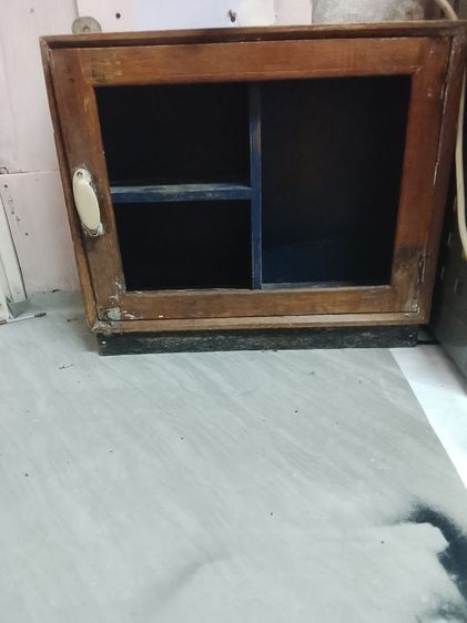 ตู้ไม้เก่า รูปที่ 2